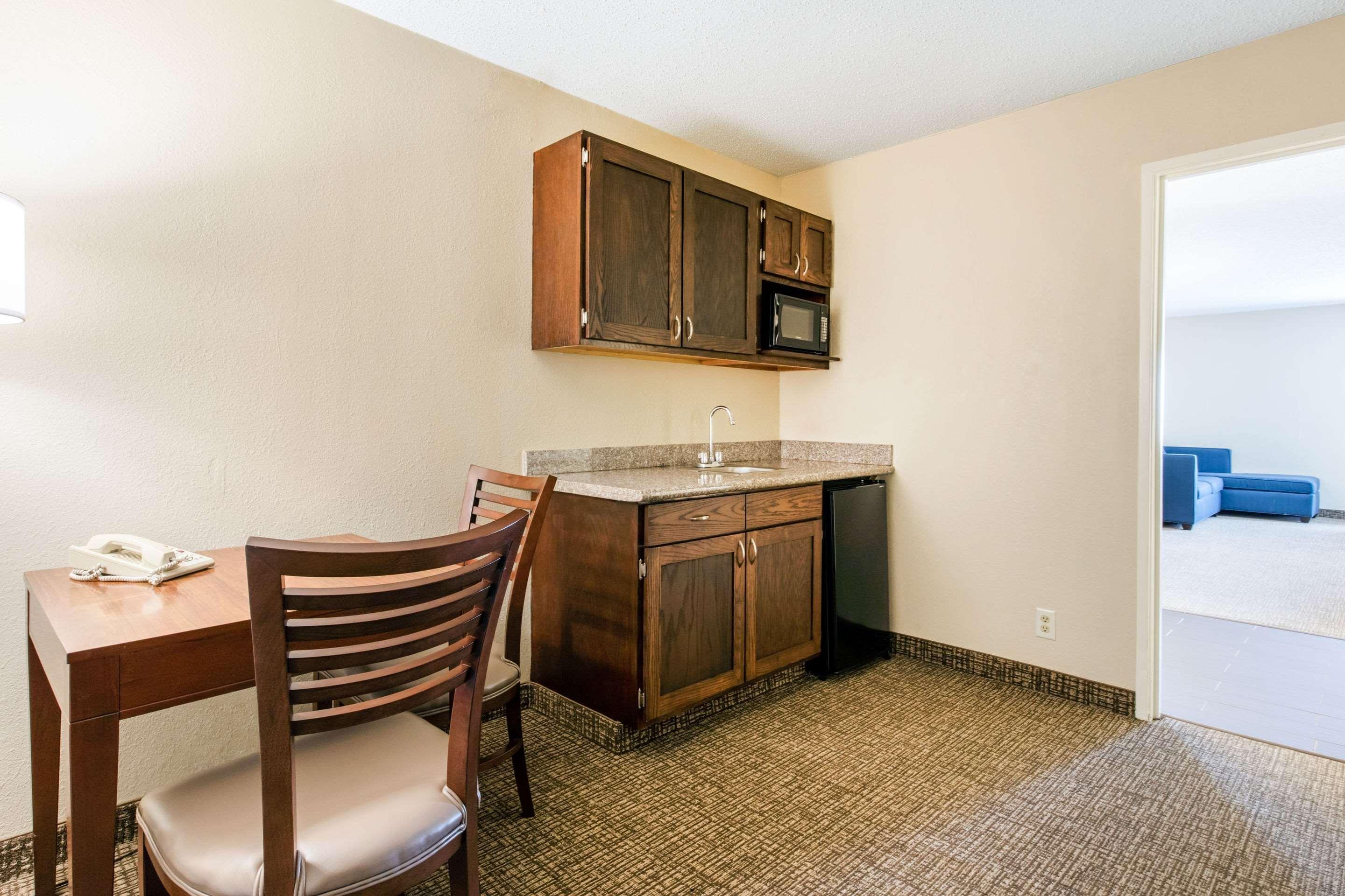 Comfort Inn & Suites Airport Литъл Рок Екстериор снимка