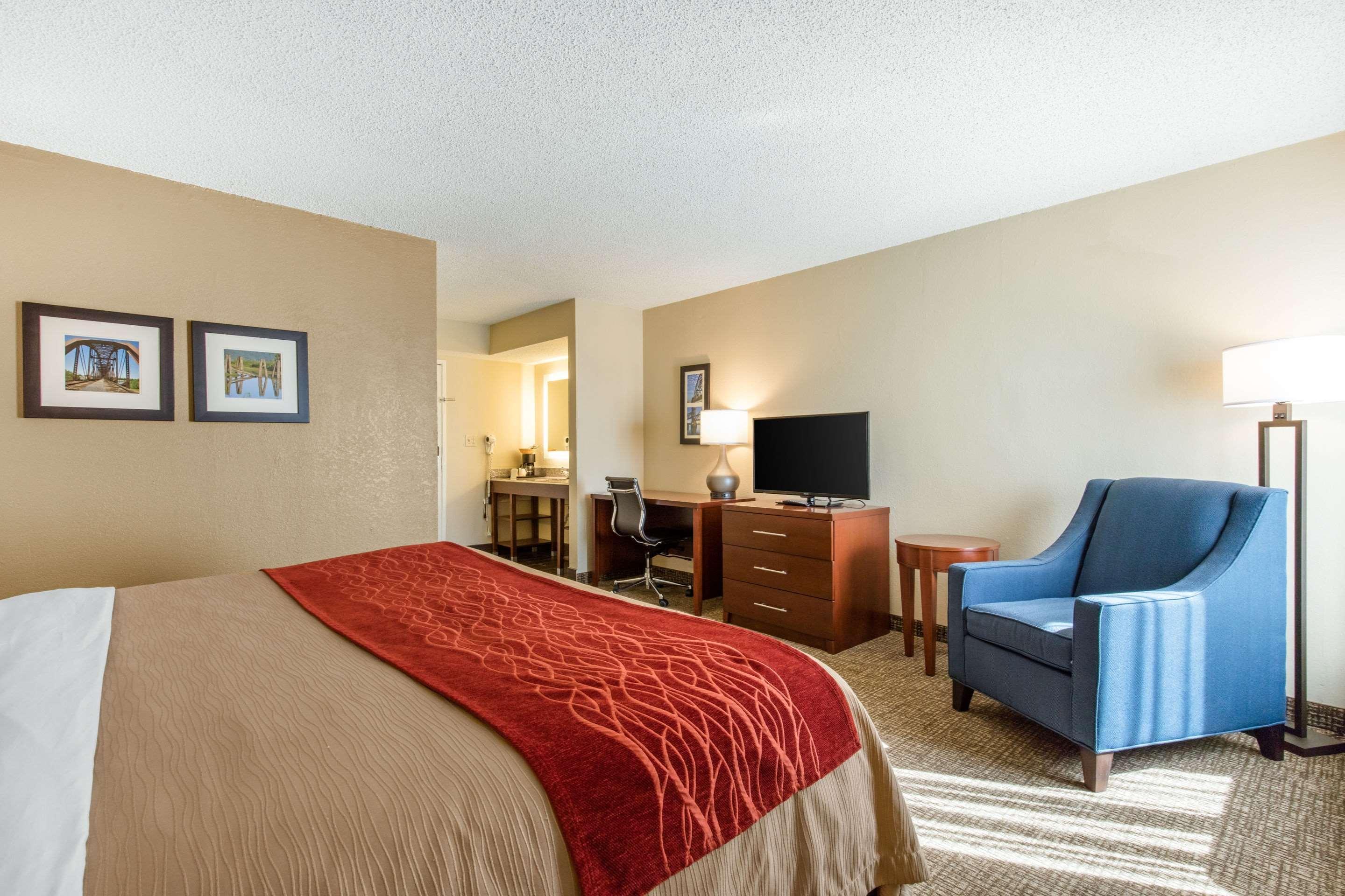 Comfort Inn & Suites Airport Литъл Рок Екстериор снимка
