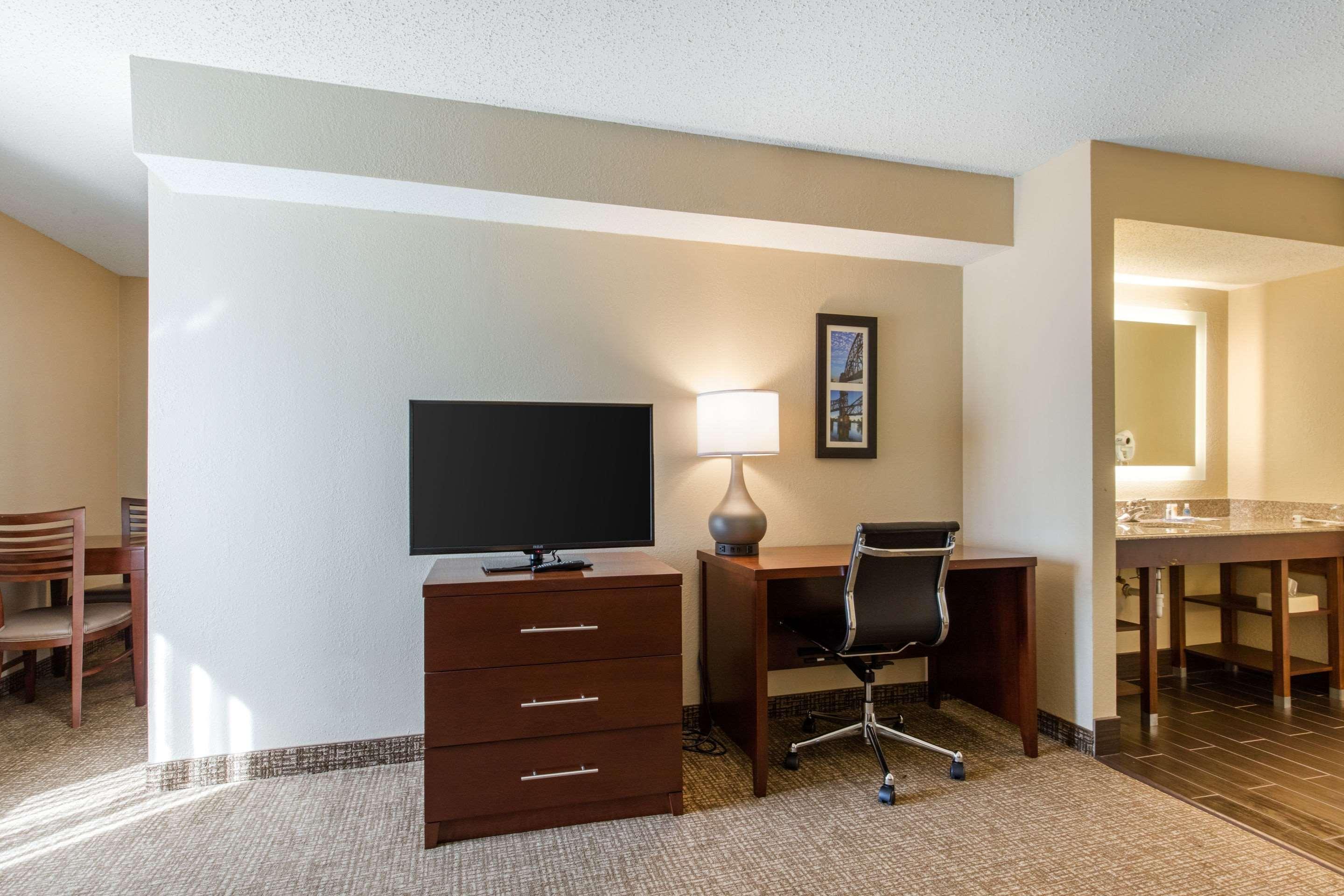 Comfort Inn & Suites Airport Литъл Рок Екстериор снимка