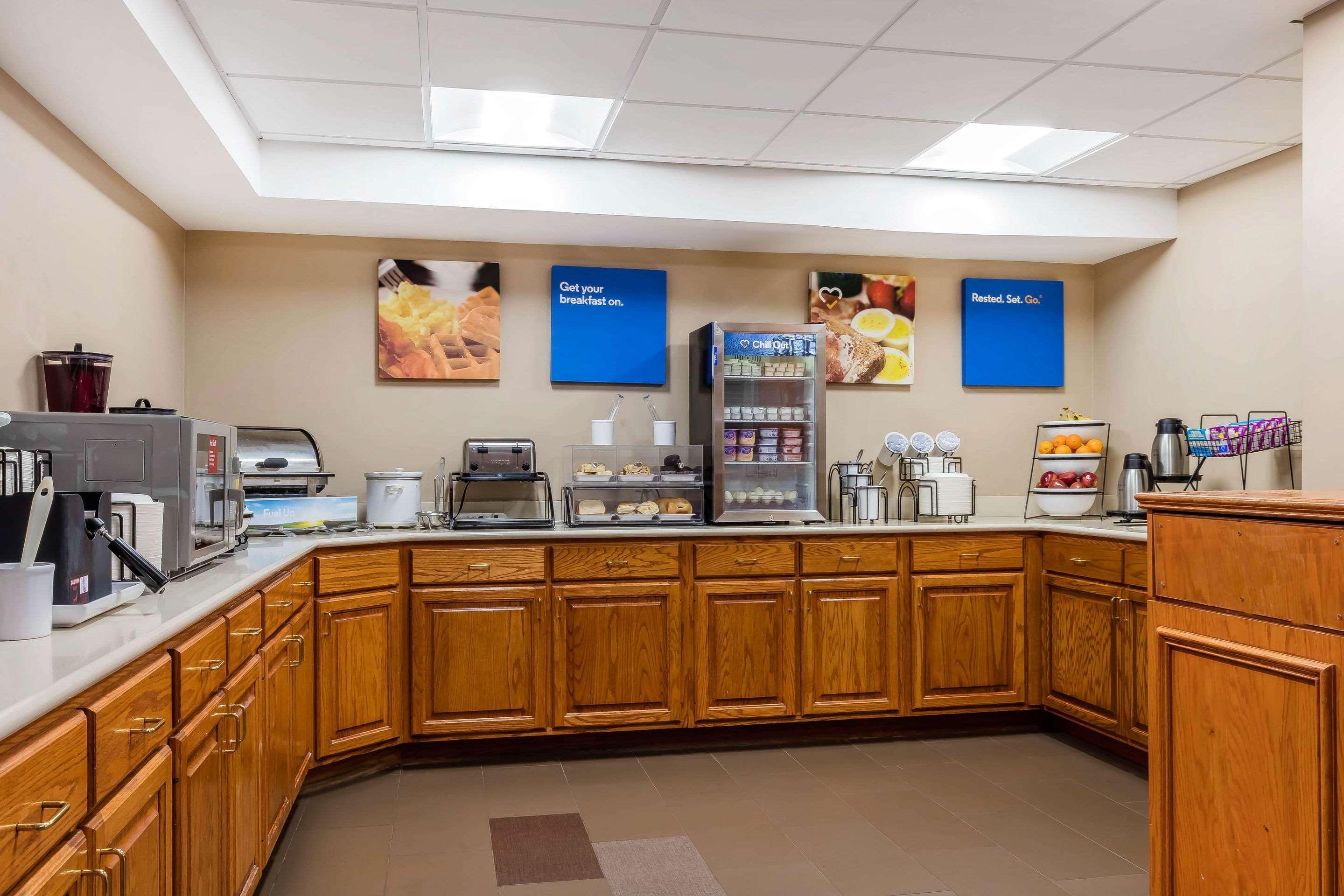 Comfort Inn & Suites Airport Литъл Рок Екстериор снимка