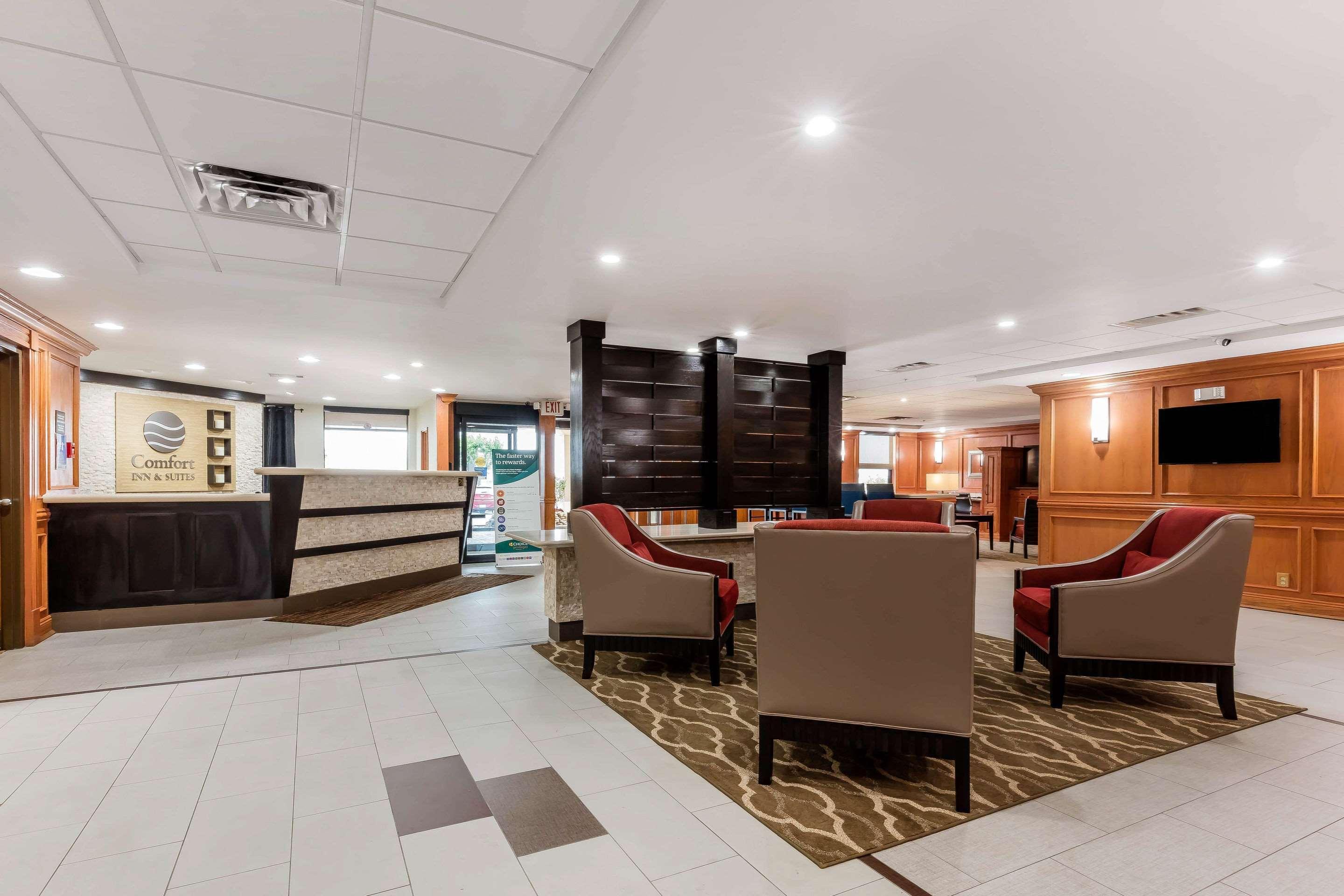 Comfort Inn & Suites Airport Литъл Рок Екстериор снимка