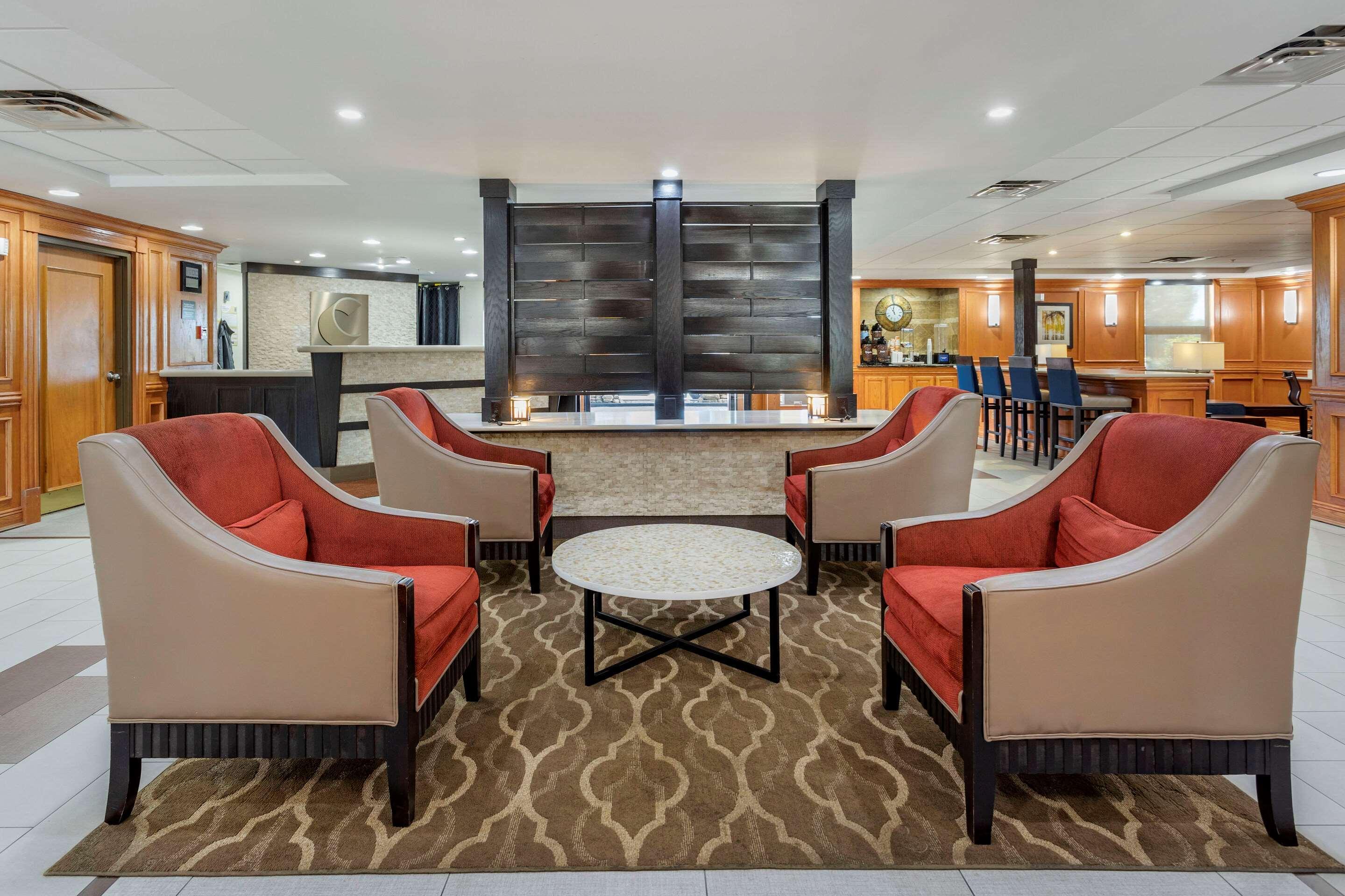 Comfort Inn & Suites Airport Литъл Рок Екстериор снимка